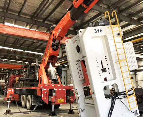 厦门集美提升工作效率，选择优质折臂吊租赁服务