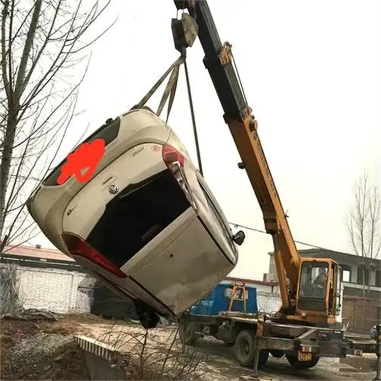 厦门集美随时待命，吊车24小时道路救援服务全解析