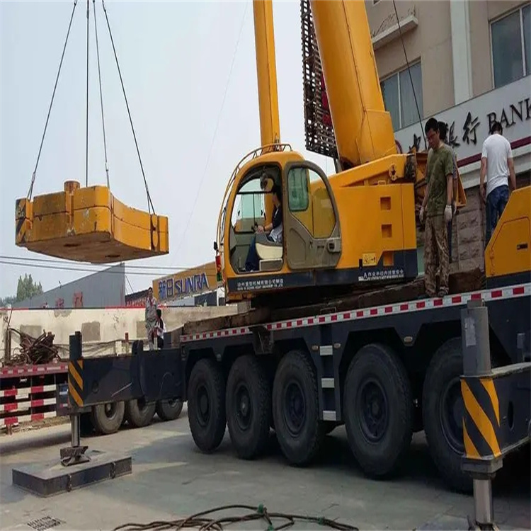 厦门集美当地吊车出租|机器吊装|75吨|工厂搬迁服务